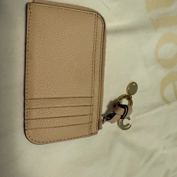 Authentic ChloeLight Tan / Warm Creamy Nude Leather Slim Wallet / Card Holder